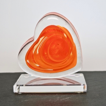 Glasherz "Limited" auf Sockel