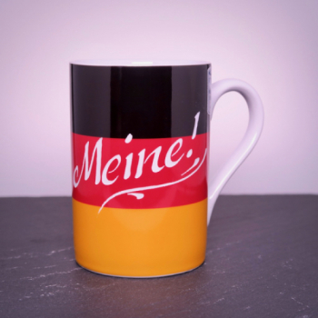 Porzellantasse mit Deutschlandflagge und Gravur