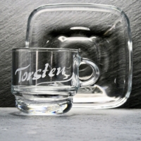 Espressotasse aus Glas mit Gravur personalisiert
